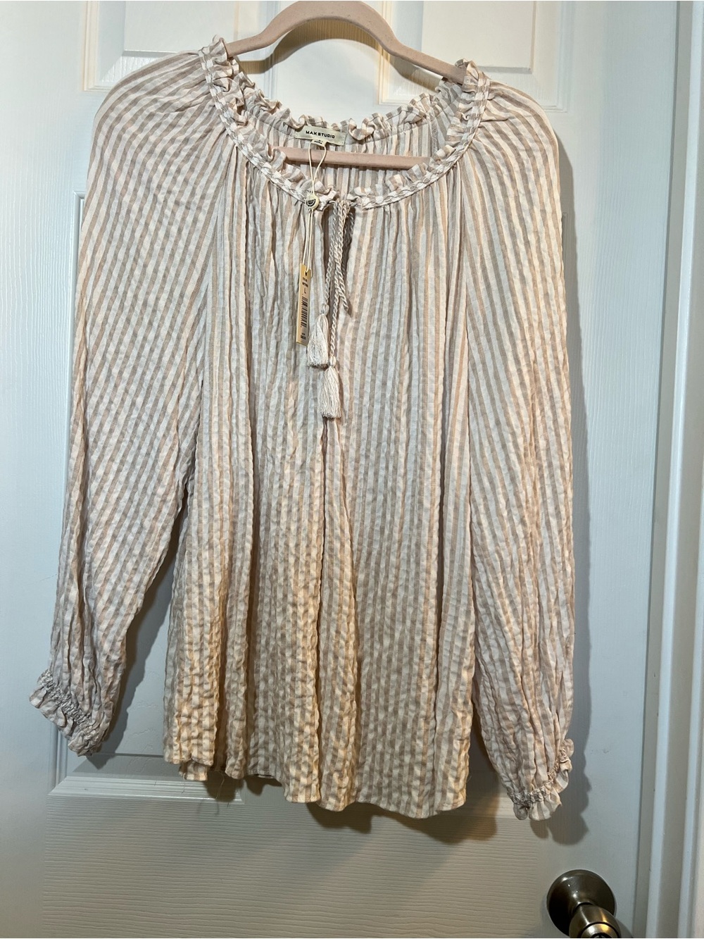 🦋 NWT Max Studio Beige and White Striped Peasant Tunic with Tassel Tie size L